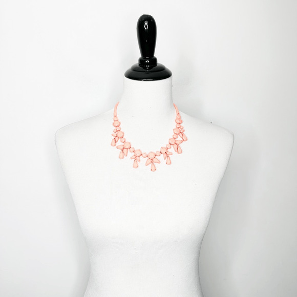 J. Crew Neon Enamel Gem Necklace Neon Coral Light Gold Ox Plated Brass Pre-Owned - Picture 1 of 3
